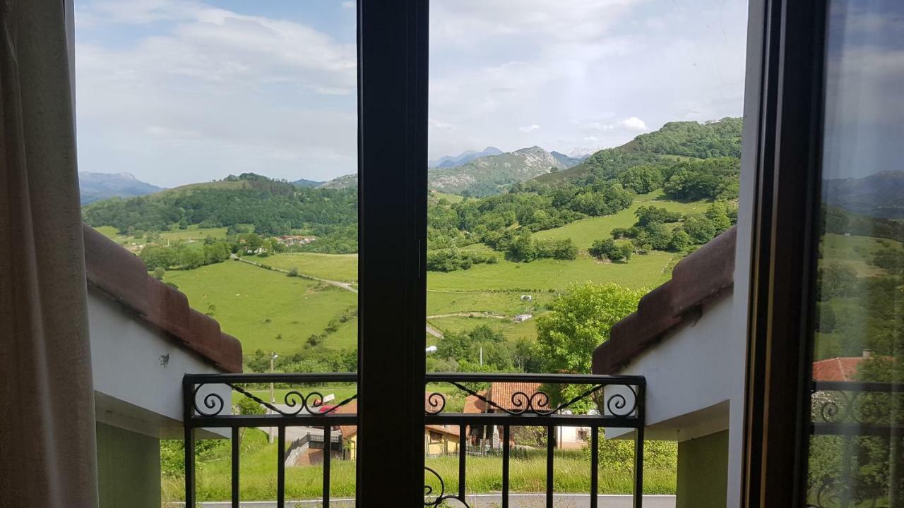 Apartamentos La Guertina Cangas de Onís Exterior foto